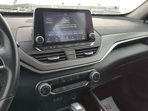 Used 2024 Nissan Altima 2.5 SR image 22