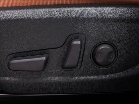 Certified 2025 Kia Soul EX FWD image 22