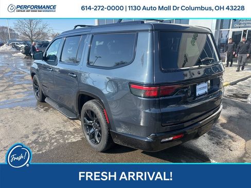 Used 2023 Jeep Wagoneer Series II w/ Convenience Group I image 6