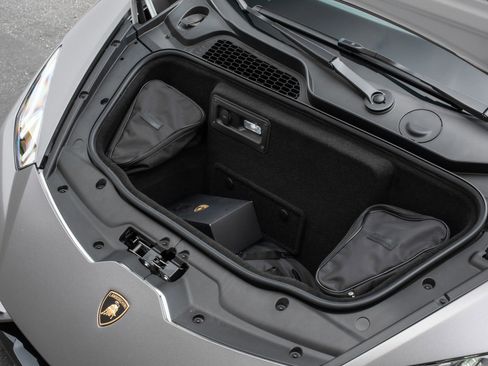 Used 2020 Lamborghini Huracan EVO AWD/4WD image 28
