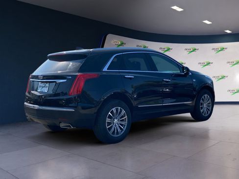 Used 2017 Cadillac XT5 Luxury w/ Driver Awareness Package image 3
