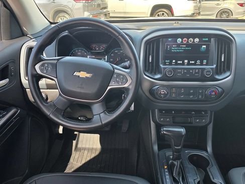 Used 2017 Chevrolet Colorado Z71 RWD image 18