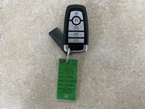 Used 2019 Ford Mustang Premium RWD image 23