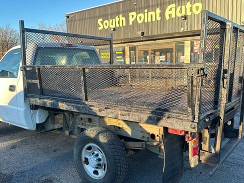 Used 2006 Chevrolet Silverado 2500 W/T RWD image 4
