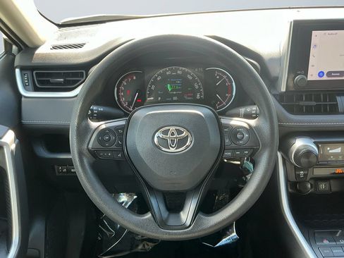 Used 2023 Toyota RAV4 LE FWD image 13