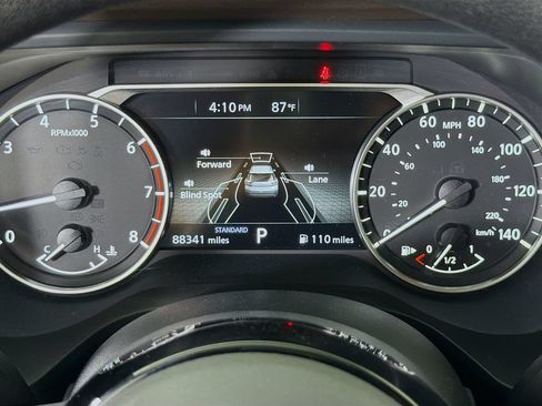 Used 2023 Nissan Rogue SV FWD image 16