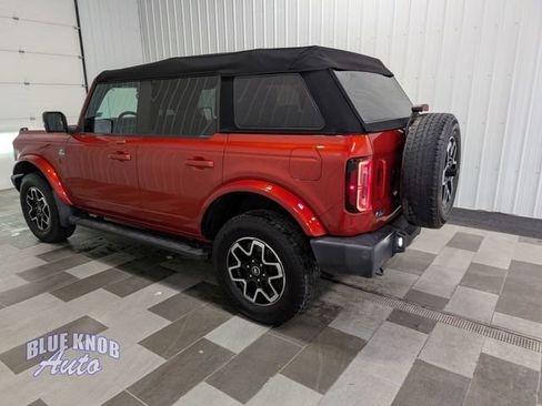 Used 2022 Ford Bronco Outer Banks AWD/4WD image 2