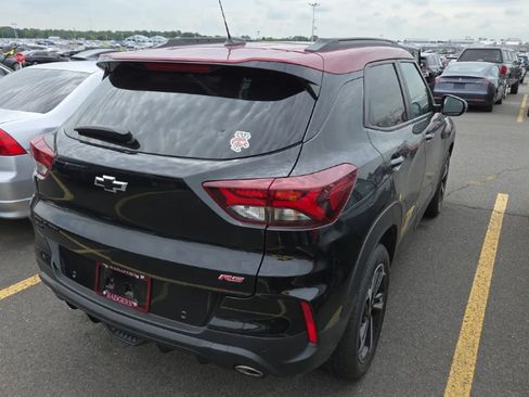 Used 2021 Chevrolet TrailBlazer RS w/ Sun and Liftgate Package AWD/4WD image 3