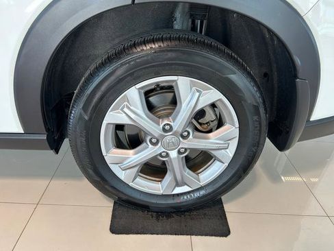 Used 2024 Honda HR-V LX image 12