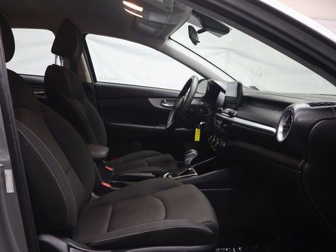 Used 2024 Kia Forte LXS image 10