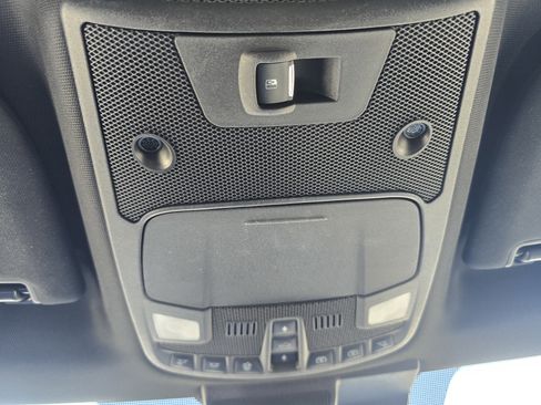 Used 2019 Ford F150 Lariat w/ Equipment Group 502A Luxury image 34