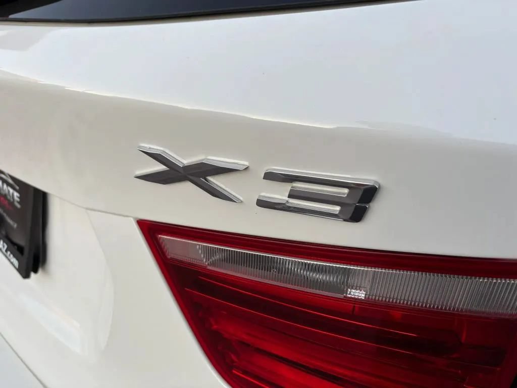 Used 2016 BMW X3 sDrive28i RWD image 24