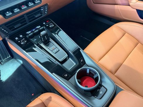 Used 2025 Porsche 911 Carrera image 18