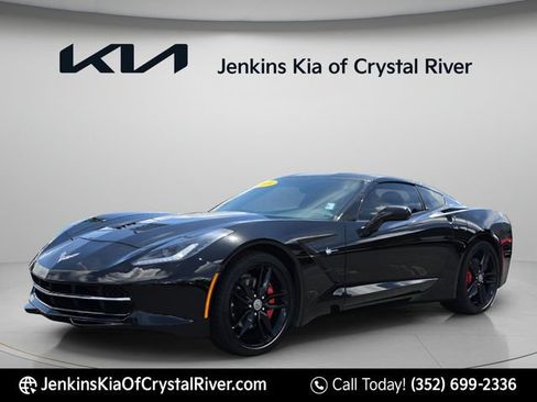 Used 2019 Chevrolet Corvette Stingray Coupe w/ 1LT RWD image 16