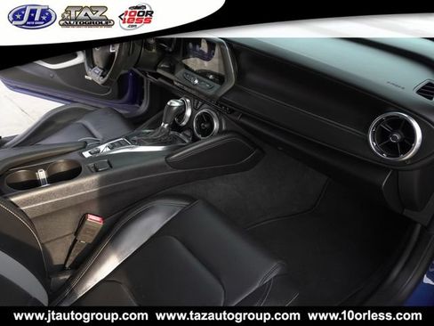 Used 2020 Chevrolet Camaro SS RWD image 29