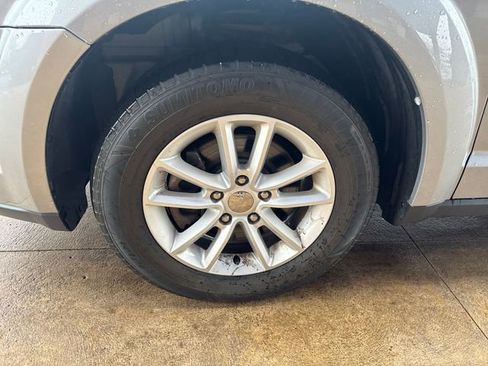 Used 2016 Dodge Journey SXT w/ Comfort/Convenience Group image 12