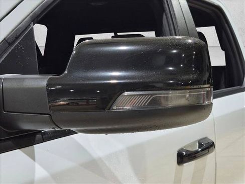 Used 2023 RAM 1500 Big Horn RWD image 9