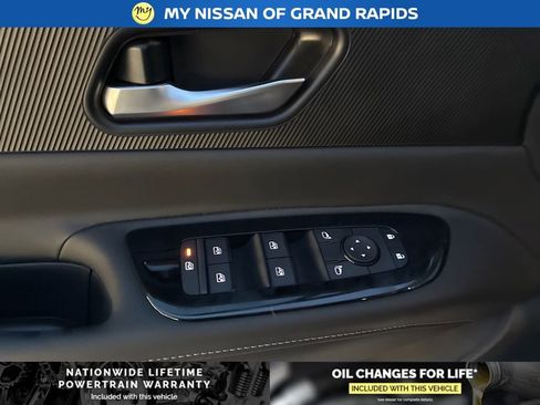 New 2026 Nissan Murano SV image 11