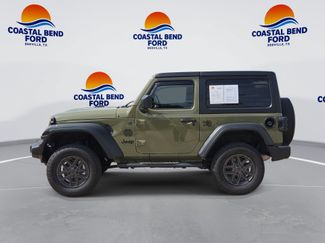 Used 2025 Jeep Wrangler Sport AWD/4WD video 1