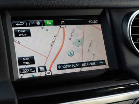 Used 2016 Land Rover LR4 HSE Silver Edition AWD/4WD image 20