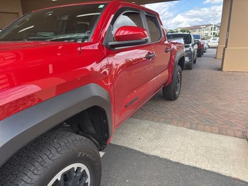 Certified 2024 Toyota Tacoma TRD Off-Road w/ TRD Off Road Upgrade Package AWD/4WD image 8