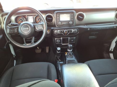 Used 2020 Jeep Wrangler Unlimited Sport AWD/4WD image 19