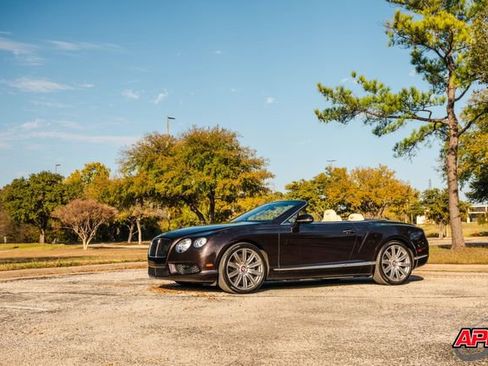 Used 2015 Bentley Continental GT image 52