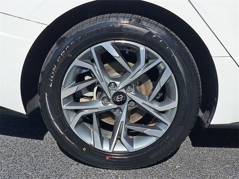 Used 2023 Hyundai Sonata SEL image 7