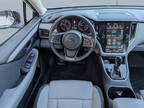 Used 2025 Subaru Outback Premium image 17