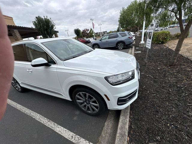 Used 2018 Audi Q7 2.0T Premium Plus w/ Premium Plus Package AWD/4WD image 54