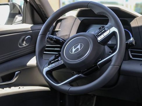 Certified 2026 Hyundai Elantra Sport FWD image 19
