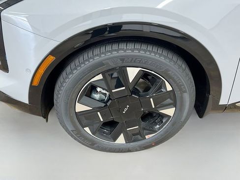 New 2026 Kia Sportage SX image 34