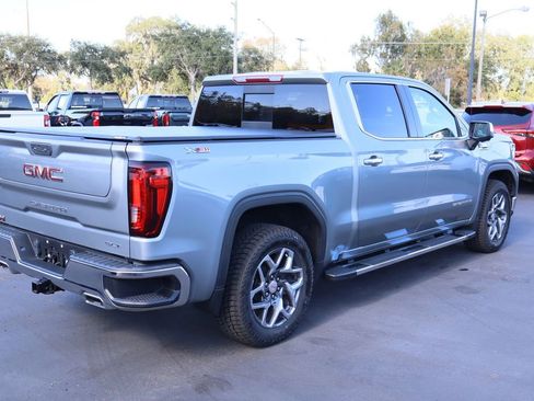 Certified 2023 GMC Sierra 1500 SLT image 8