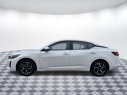 Used 2024 Nissan Sentra SV FWD image 4