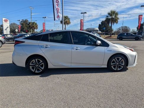 Used 2019 Toyota Prius Limited image 2