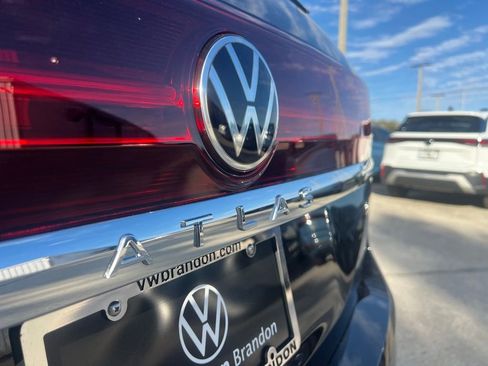 New 2026 Volkswagen Atlas SE FWD image 47