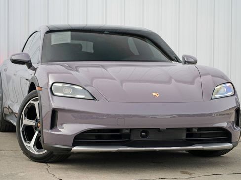 Used 2025 Porsche Taycan 4S image 4