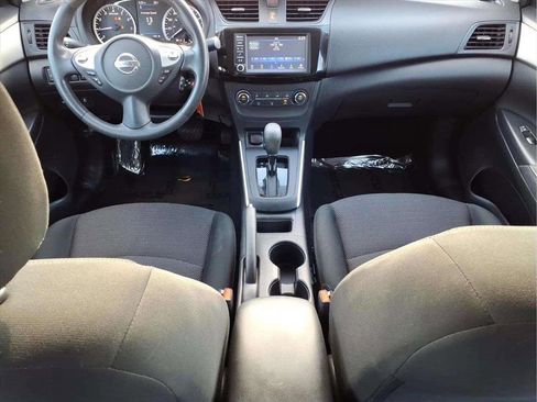 Used 2019 Nissan Sentra S w/ Appearance Package image 10