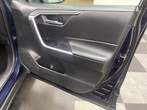 Used 2024 Toyota RAV4 XLE image 25