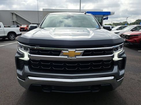 Used 2023 Chevrolet Silverado 1500 LT AWD/4WD image 9