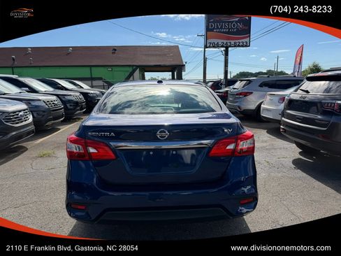 Used 2019 Nissan Sentra SV FWD image 4