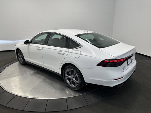 Used 2025 Honda Accord EX-L image 5