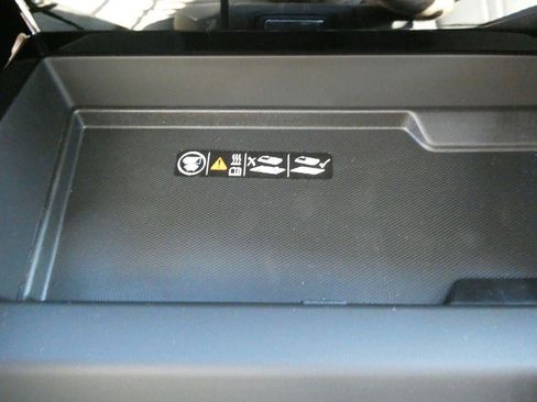 New 2026 Chevrolet Suburban High Country AWD/4WD image 27