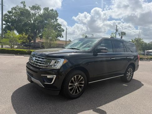 Used 2018 Ford Expedition Limited image 2