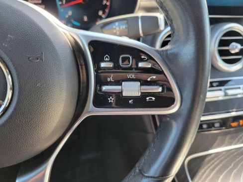 Used 2022 Mercedes-Benz GLC 300 image 22