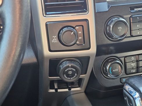 Used 2019 Ford F150 Lariat AWD/4WD image 28