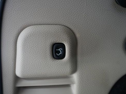 Used 2014 Jeep Grand Cherokee Limited image 9