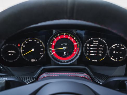 Used 2022 Porsche 911 GT3 RWD image 58
