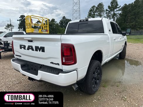 Used 2026 RAM 2500 Laramie AWD/4WD image 4