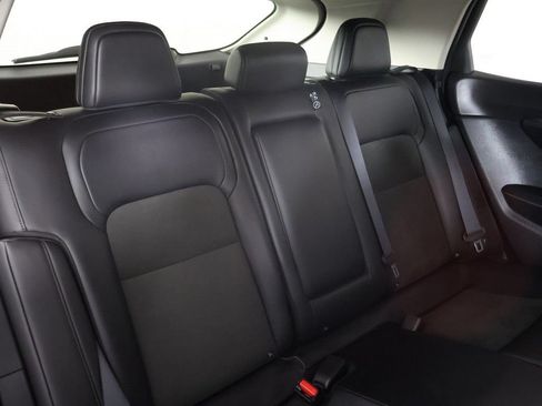 Used 2023 Nissan Ariya AWD image 35